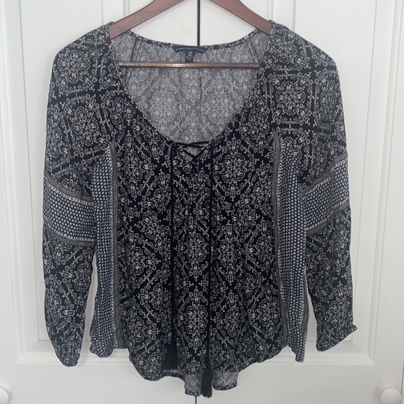 American Eagle Long Sleeve Peasant Style Top - Picture 6 of 10